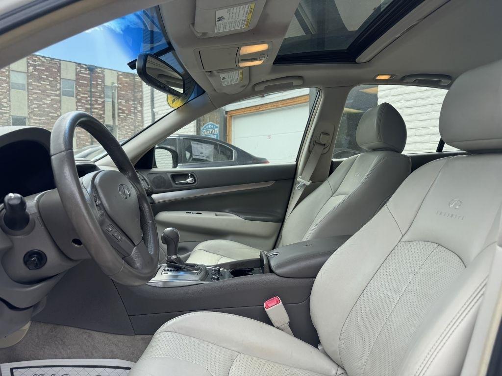 Infiniti G Sedan G37x AWD 2011