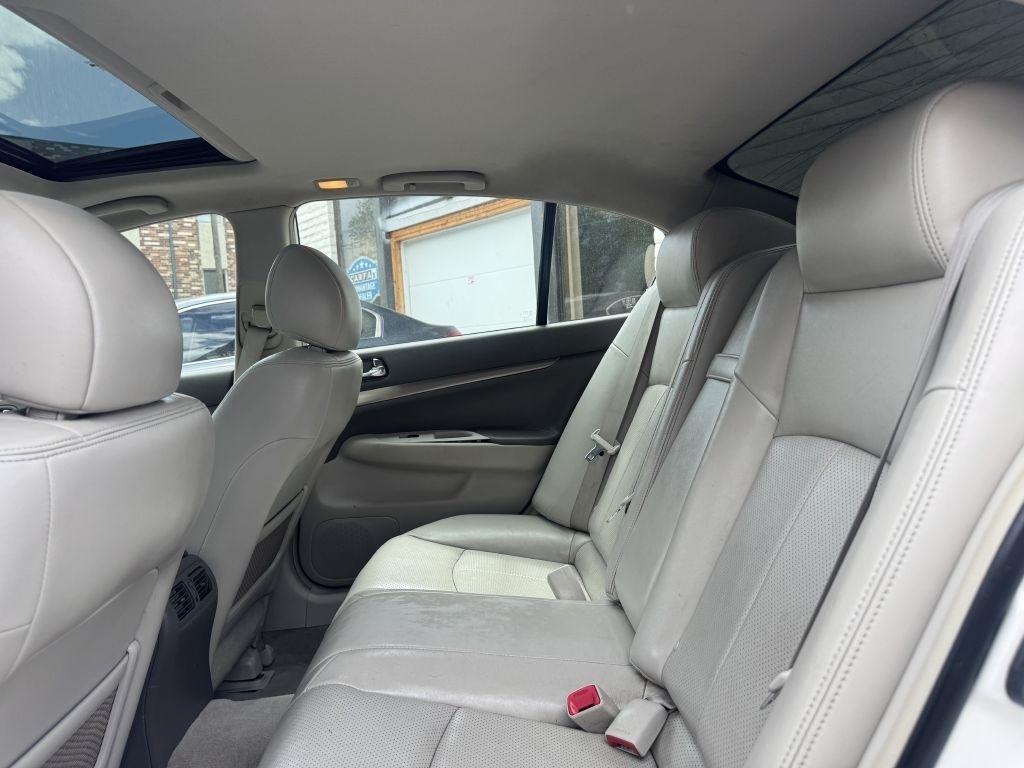 Infiniti G Sedan G37x AWD 2011