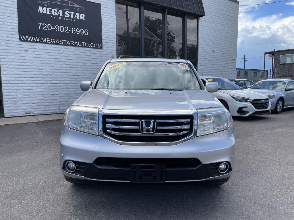 Honda Pilot Touring 4WD 5-Spd AT with DVD 2013