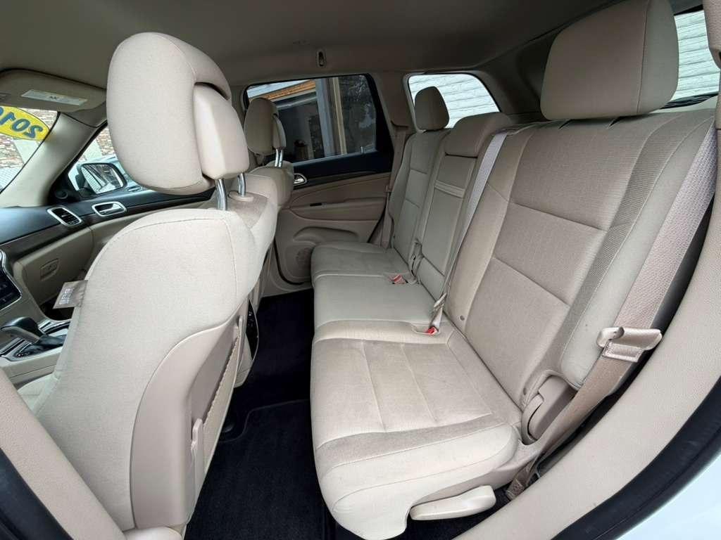 Jeep Grand Cherokee Laredo 4WD 2016