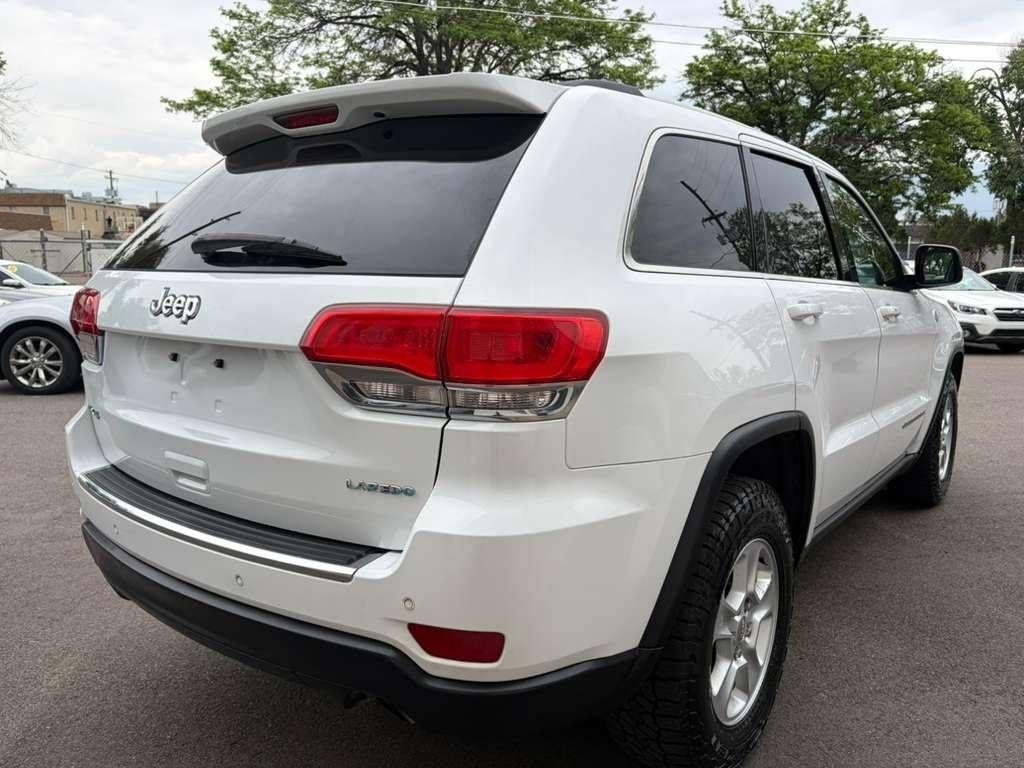 Jeep Grand Cherokee Laredo 4WD 2016
