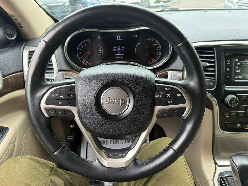 Jeep Grand Cherokee Laredo 4WD 2016