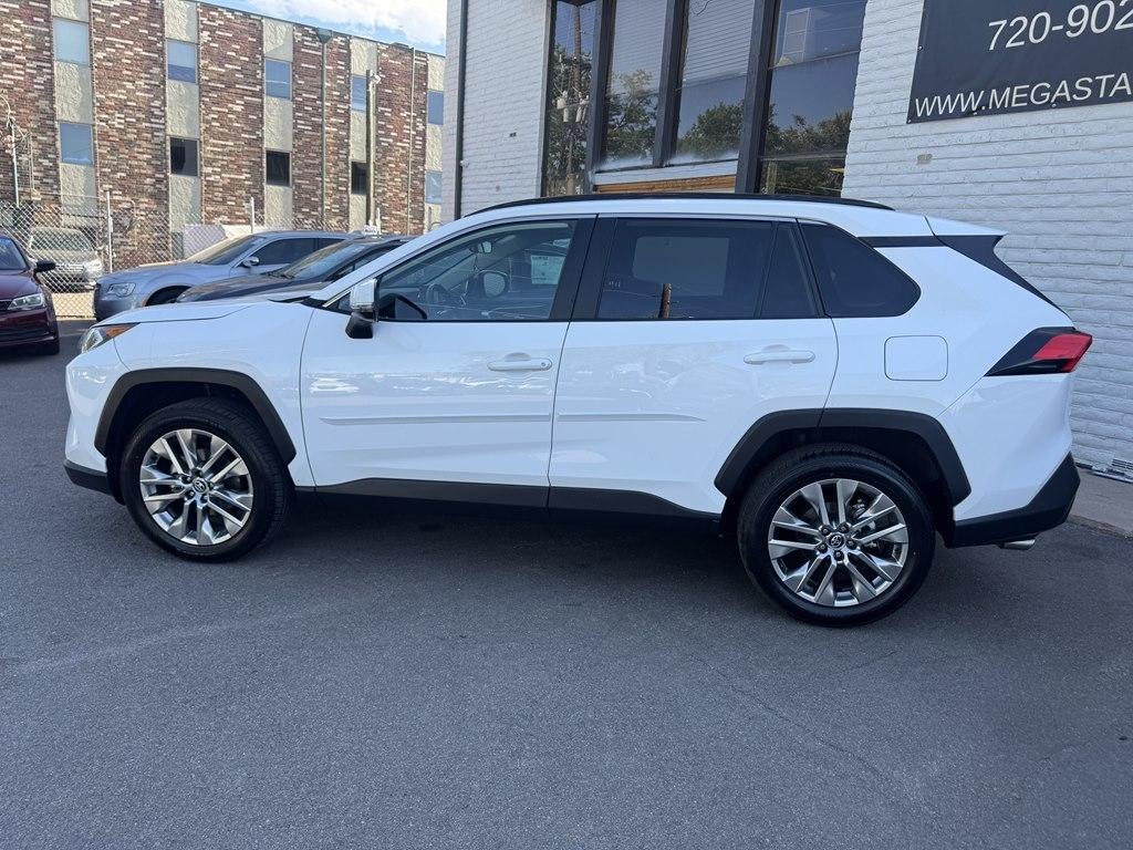 Toyota RAV4 XLE Premium AWD 2020