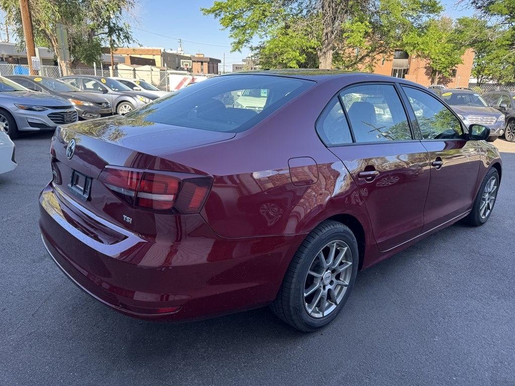 Volkswagen Jetta 1.4T S 6A 2016