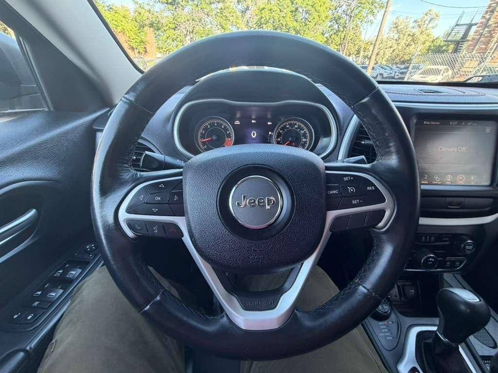 Jeep Cherokee  2015