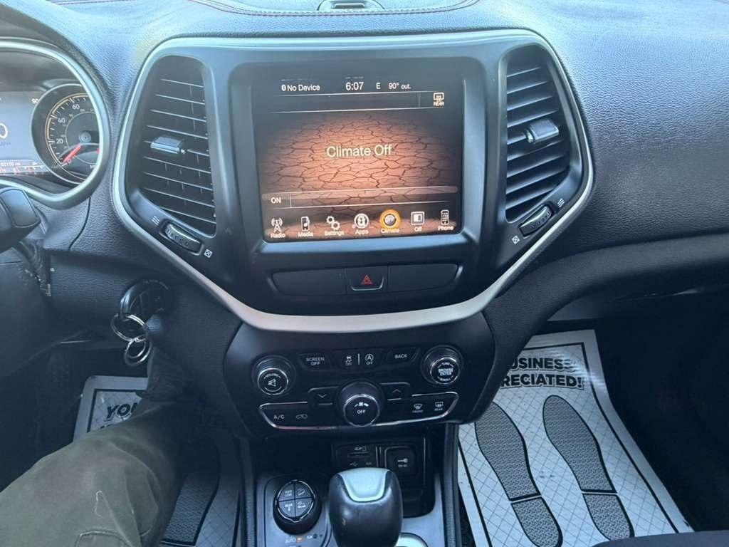 Jeep Cherokee  2015