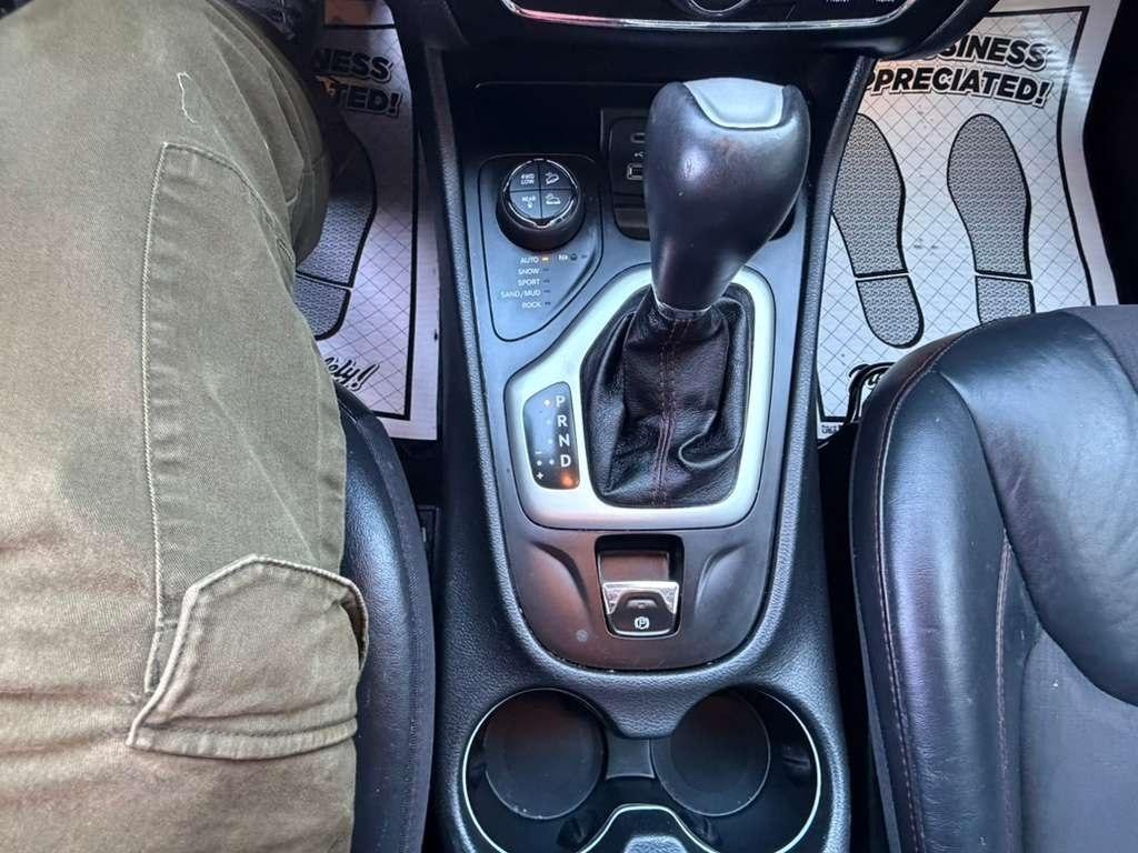Jeep Cherokee  2015