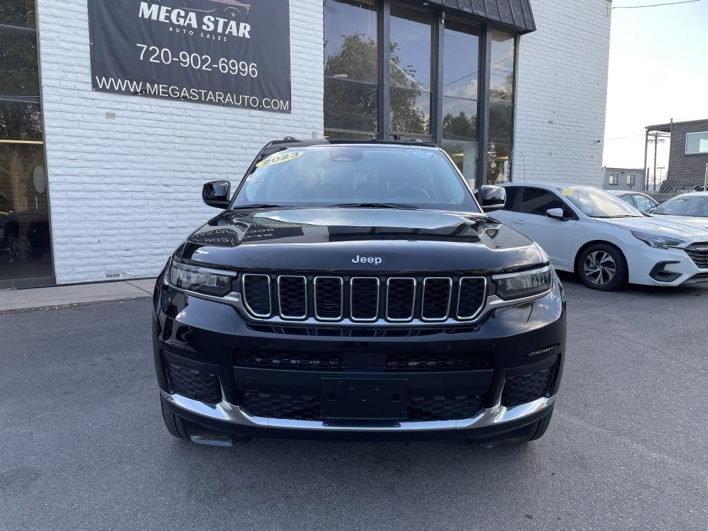 Jeep Grand Cherokee L Laredo 4WD 2023