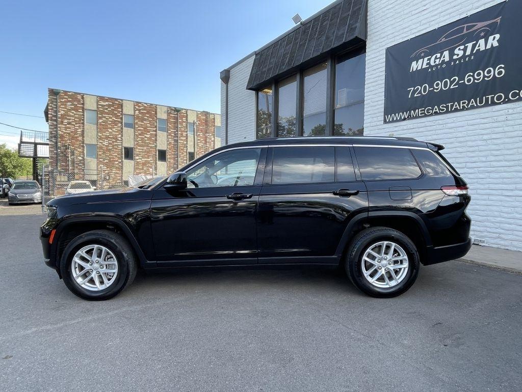 Jeep Grand Cherokee L Laredo 4WD 2023