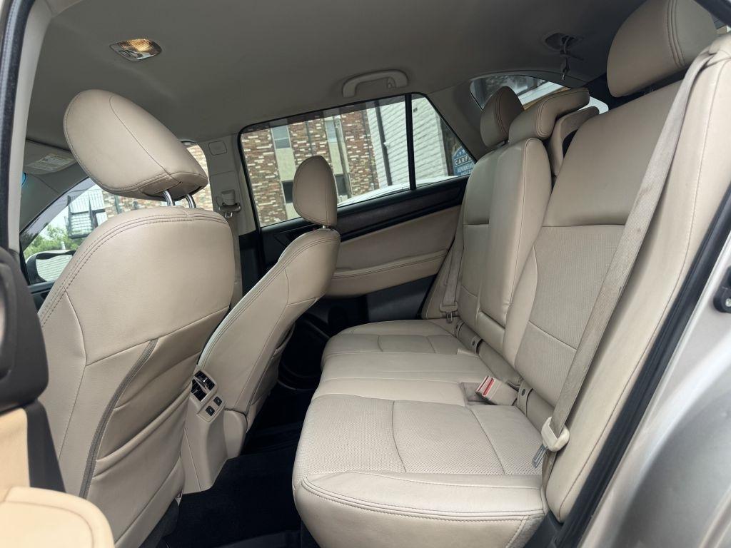Subaru Outback 2.5i Limited 2015