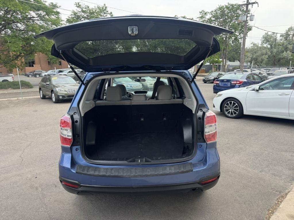 Subaru Forester 2.5i Premium PZEV CVT 2016