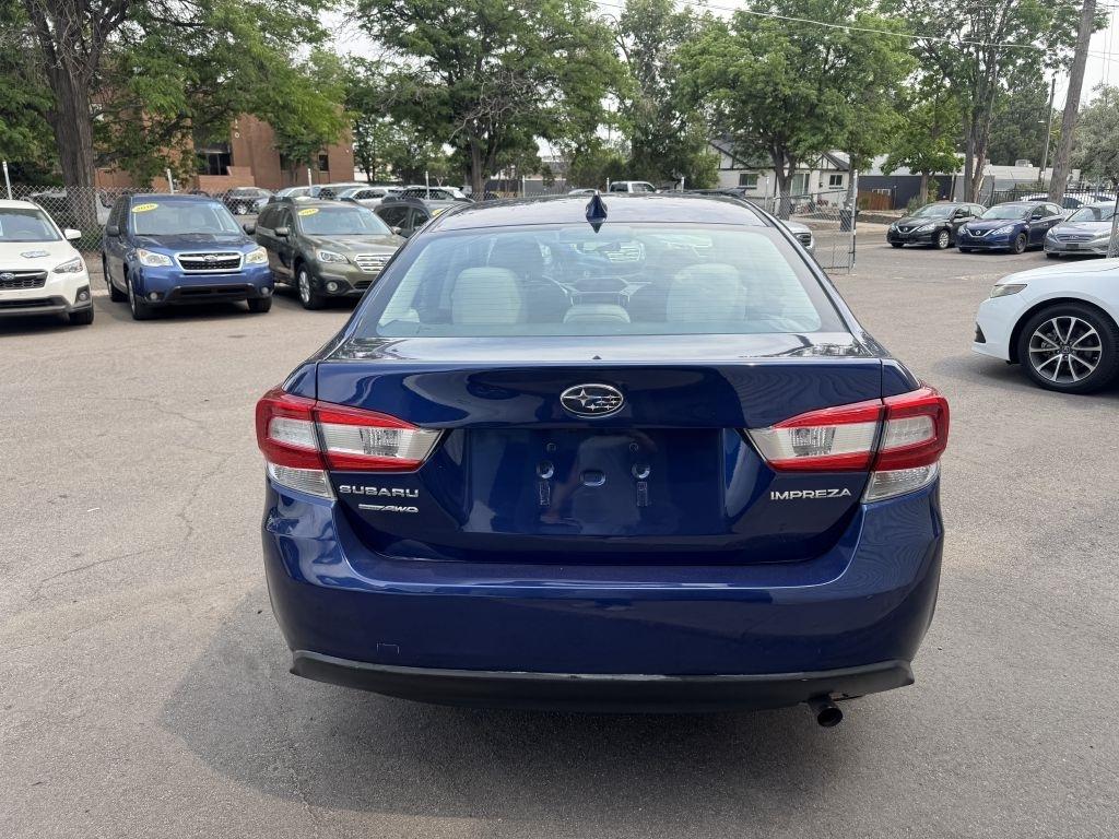 Subaru Impreza 2.0i Premium CVT 4-Door 2018