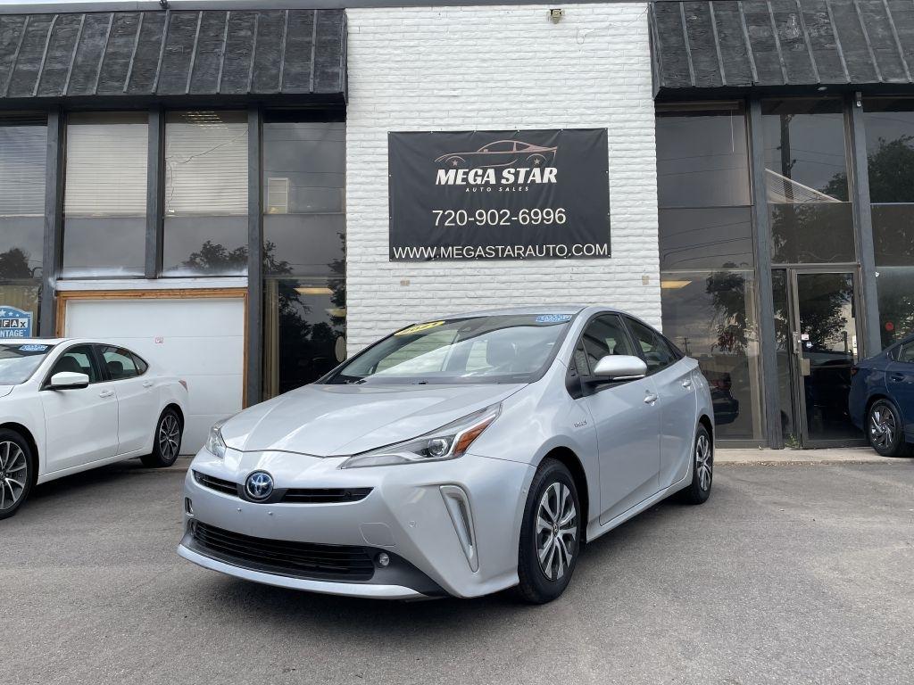 Toyota Prius LE AWD-e 2021