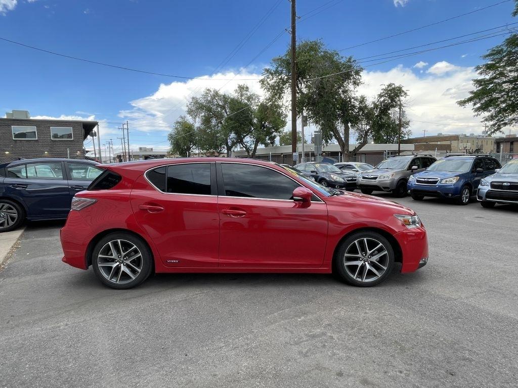 Lexus CT 200h Base 2014