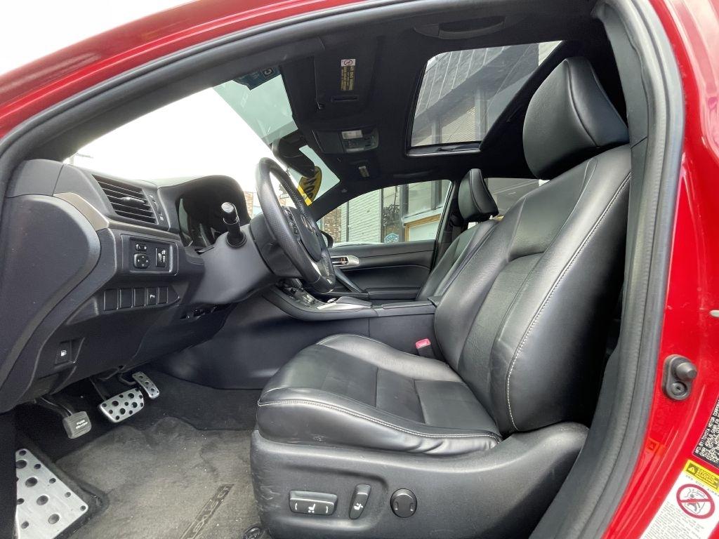 Lexus CT 200h Base 2014