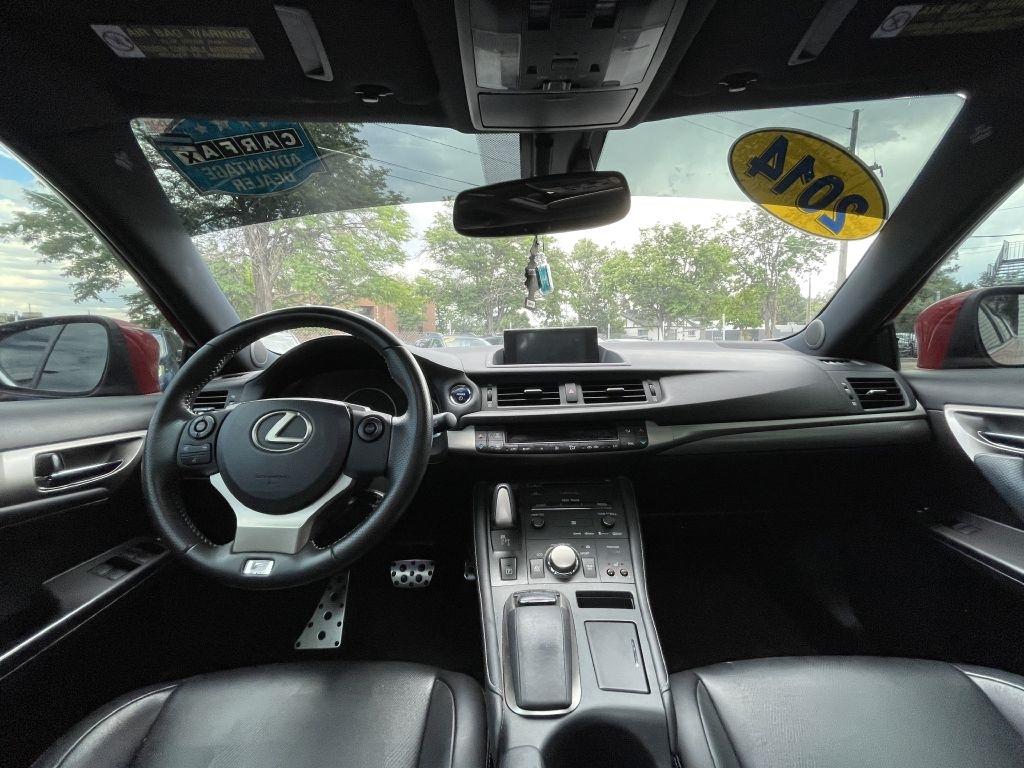 Lexus CT 200h Base 2014