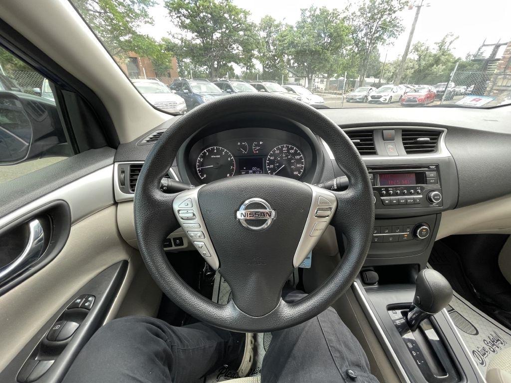 Nissan Sentra SL 2016