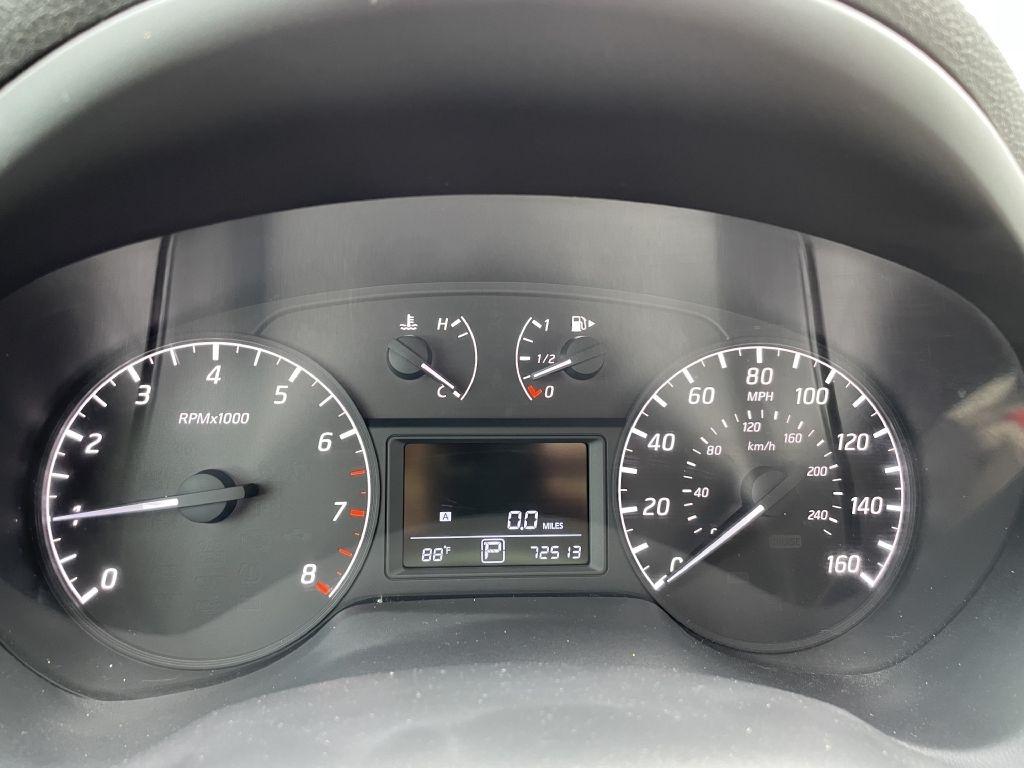 Nissan Sentra SL 2016