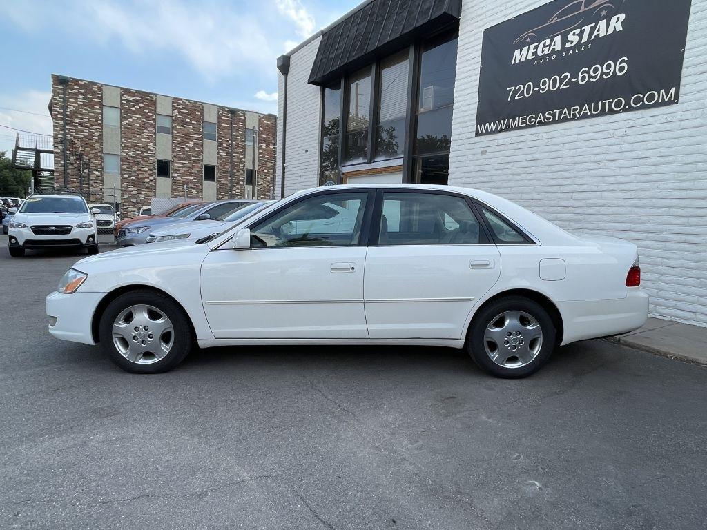 Toyota Avalon XL 2004
