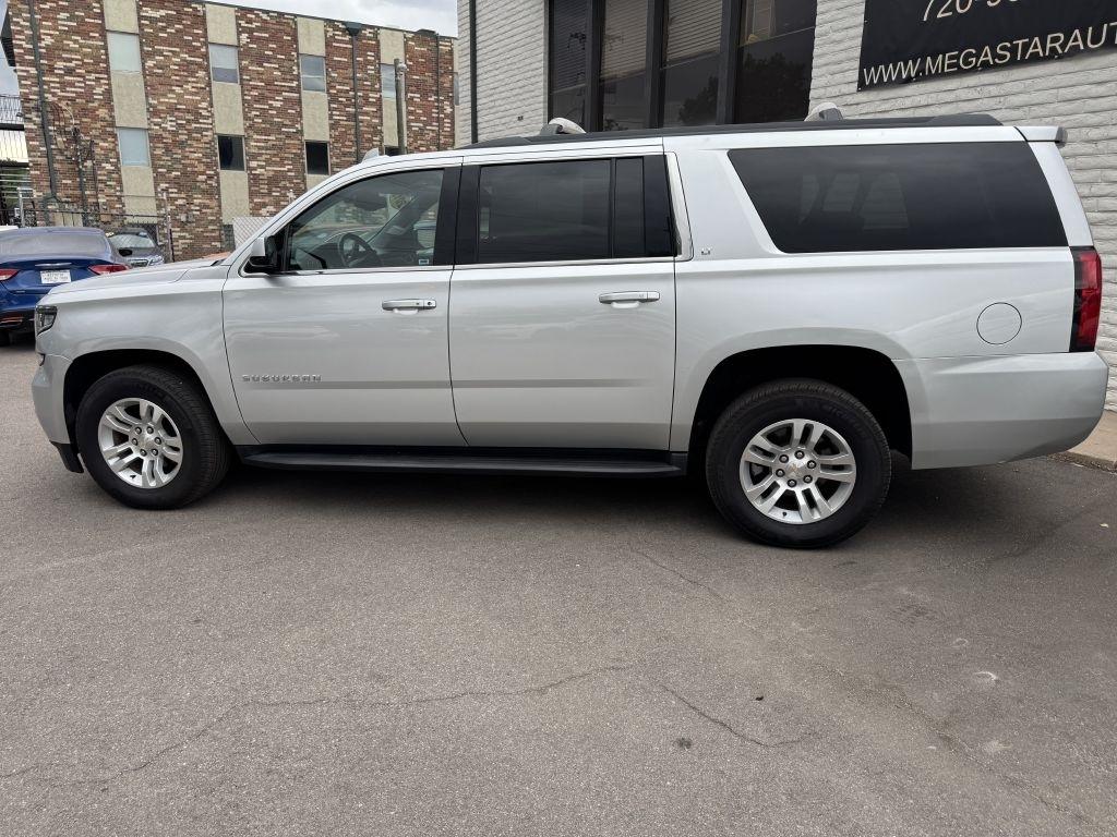 Chevrolet Suburban LT 4WD 2019