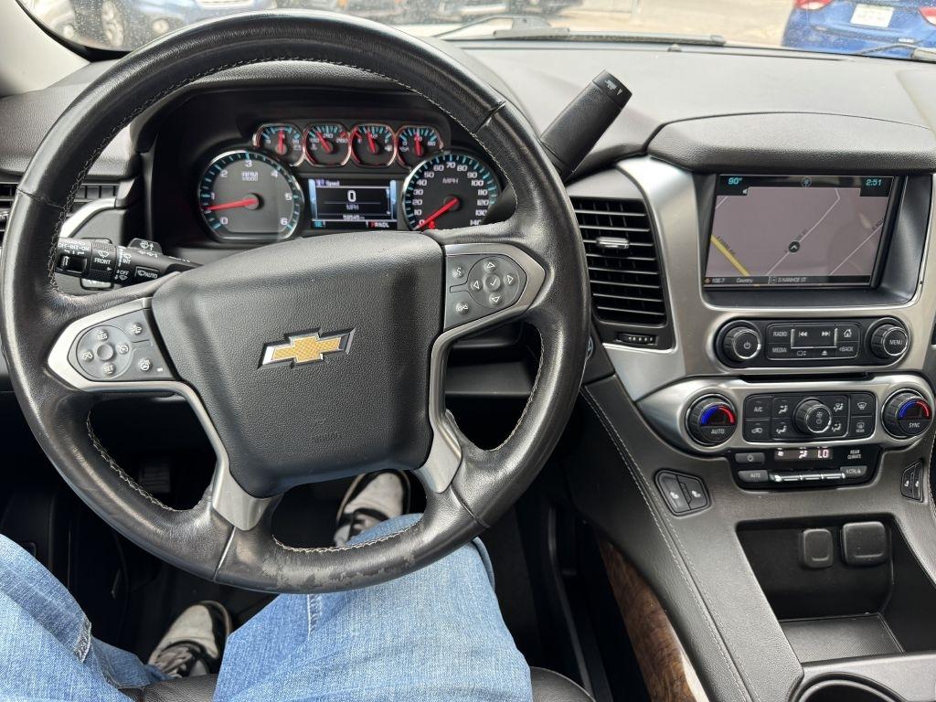 Chevrolet Suburban LT 4WD 2019