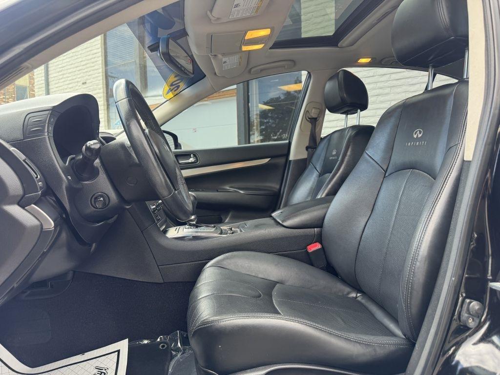 Infiniti G Sedan 37x AWD 2013