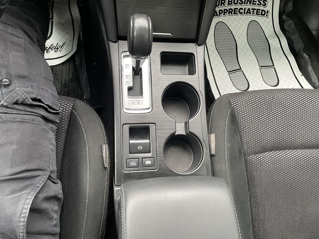 Subaru Outback 2.5i Premium 2015