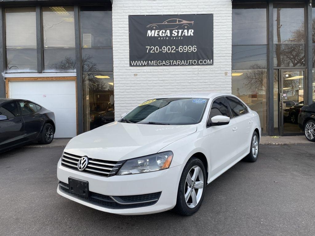 Volkswagen Passat 2.5L SE MT 2013