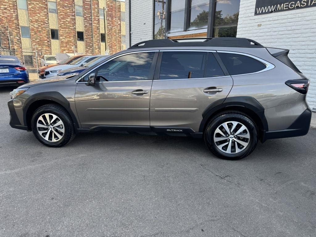 Subaru Outback Premium 2023