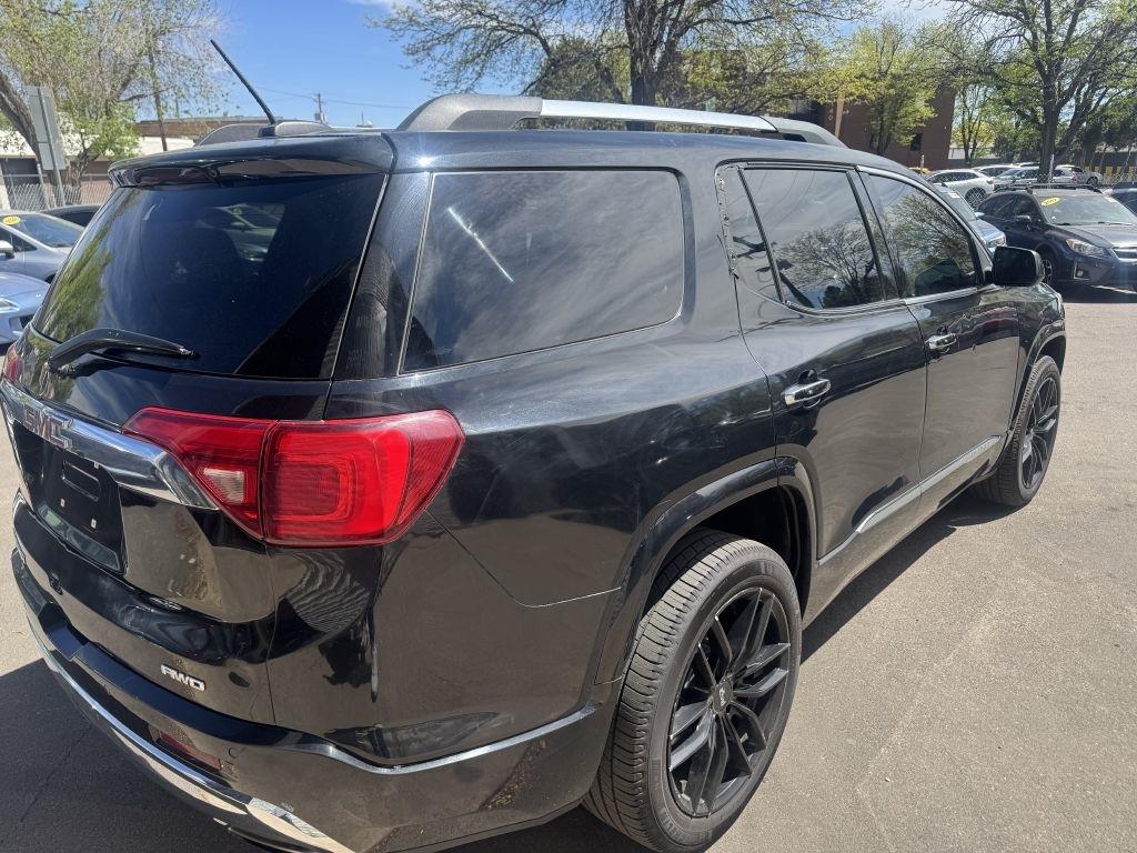 GMC Acadia Denali AWD 2018