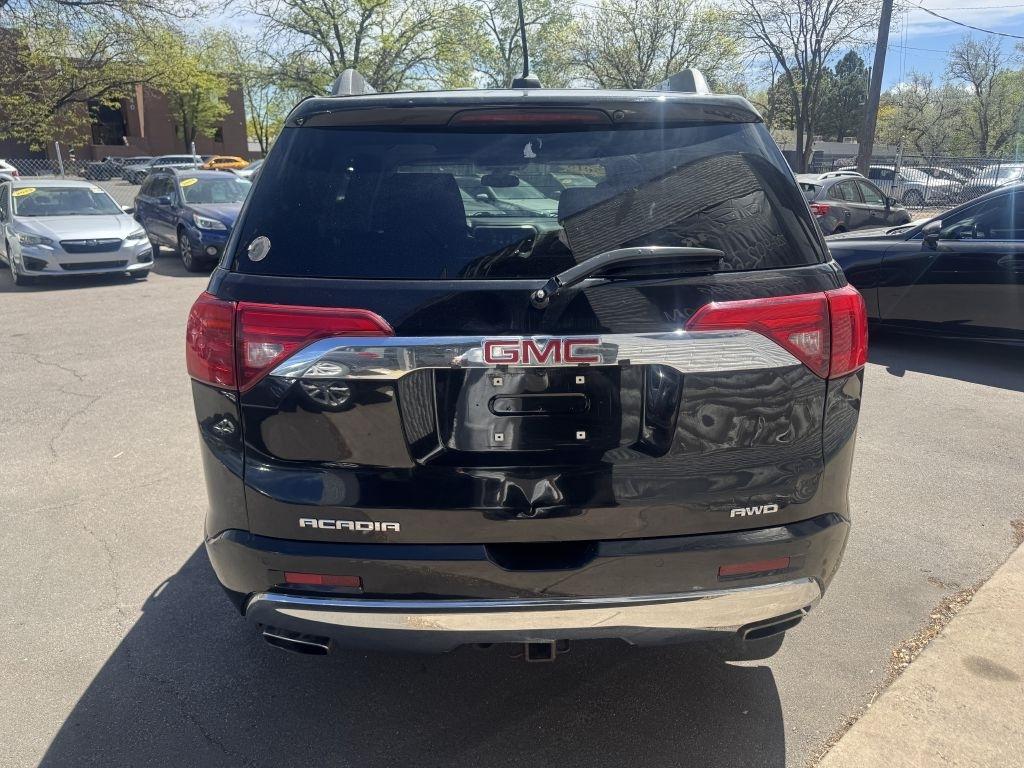 GMC Acadia Denali AWD 2018