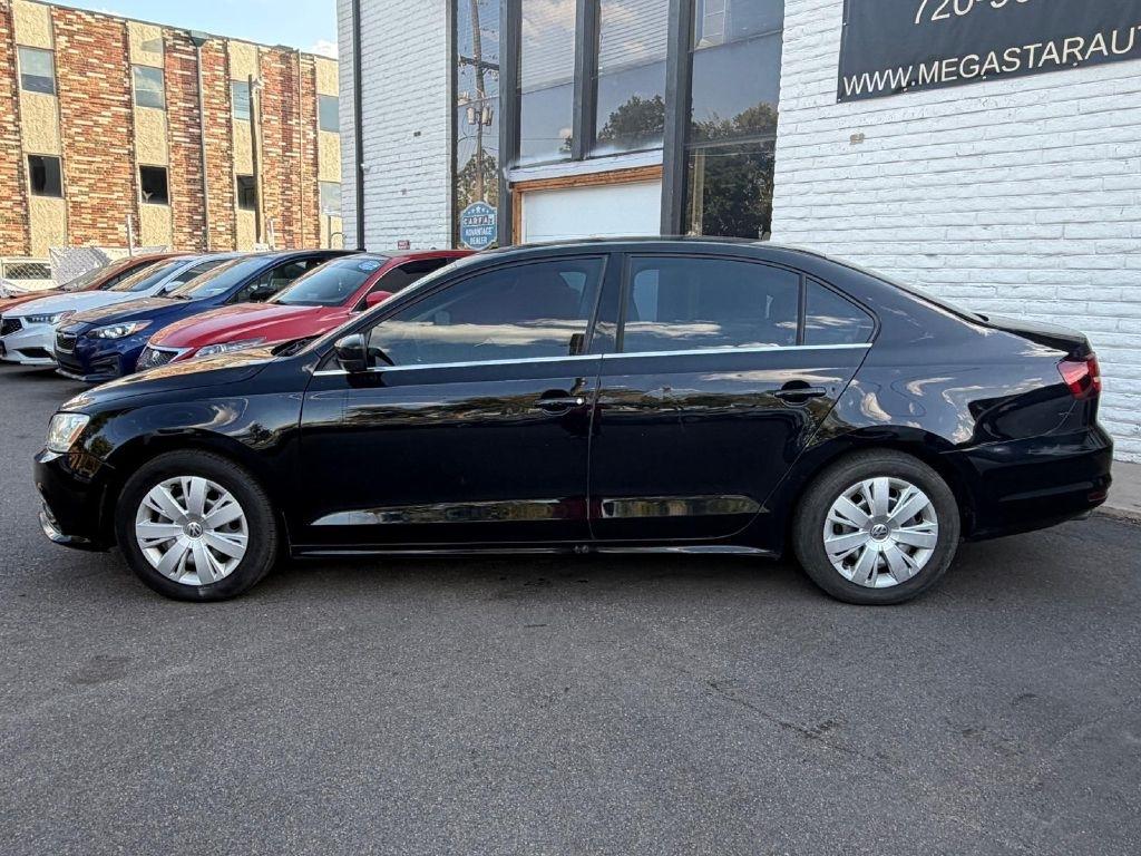 Volkswagen Jetta 1.4T S 6A 2017