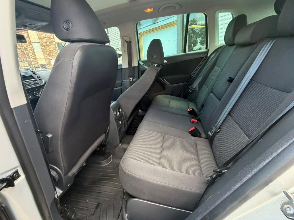 Volkswagen Tiguan SE 4Motion 2013