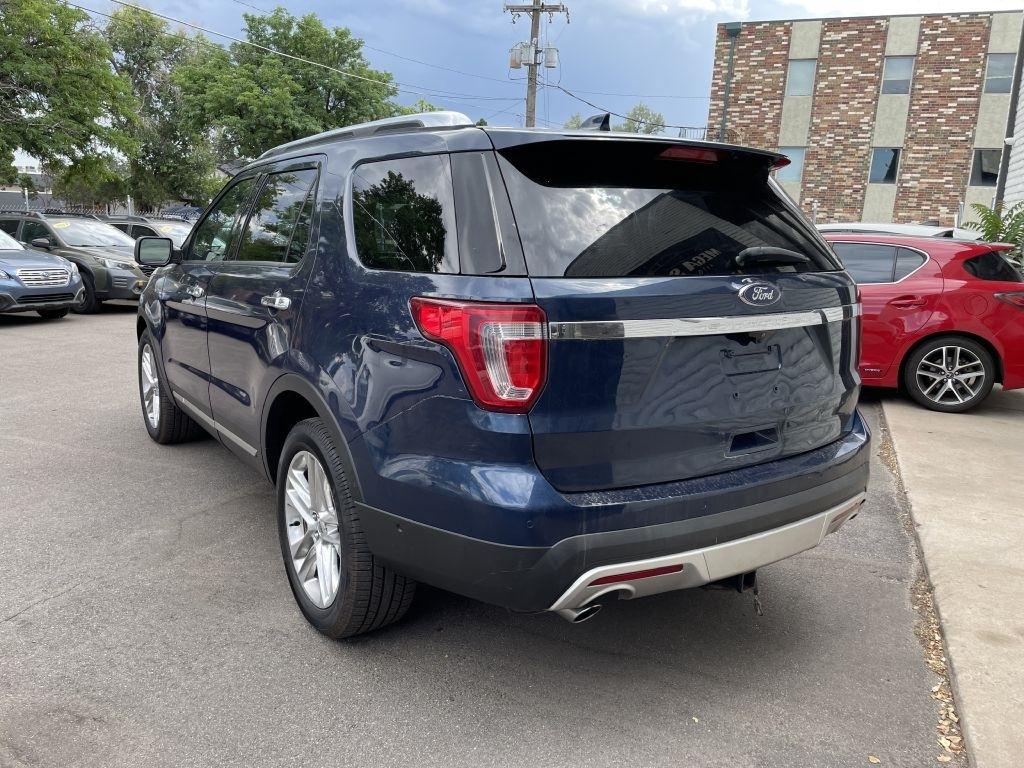 Ford Explorer Limited 4WD 2017