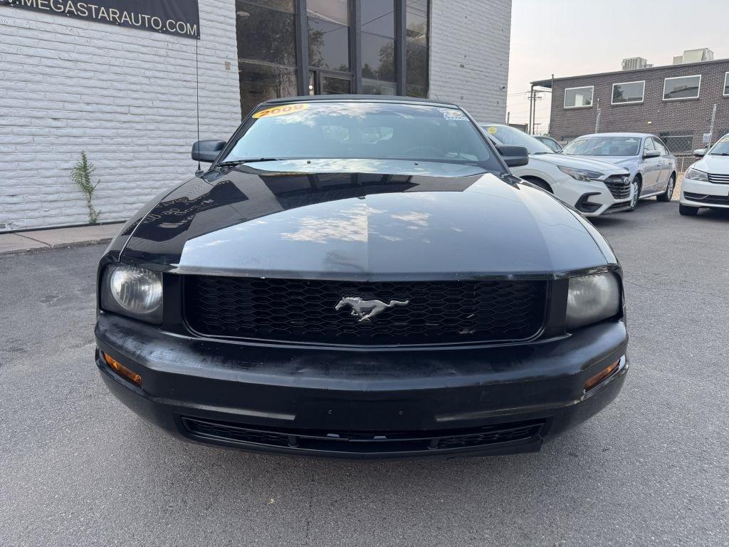 Ford Mustang V6 Convertible 2009