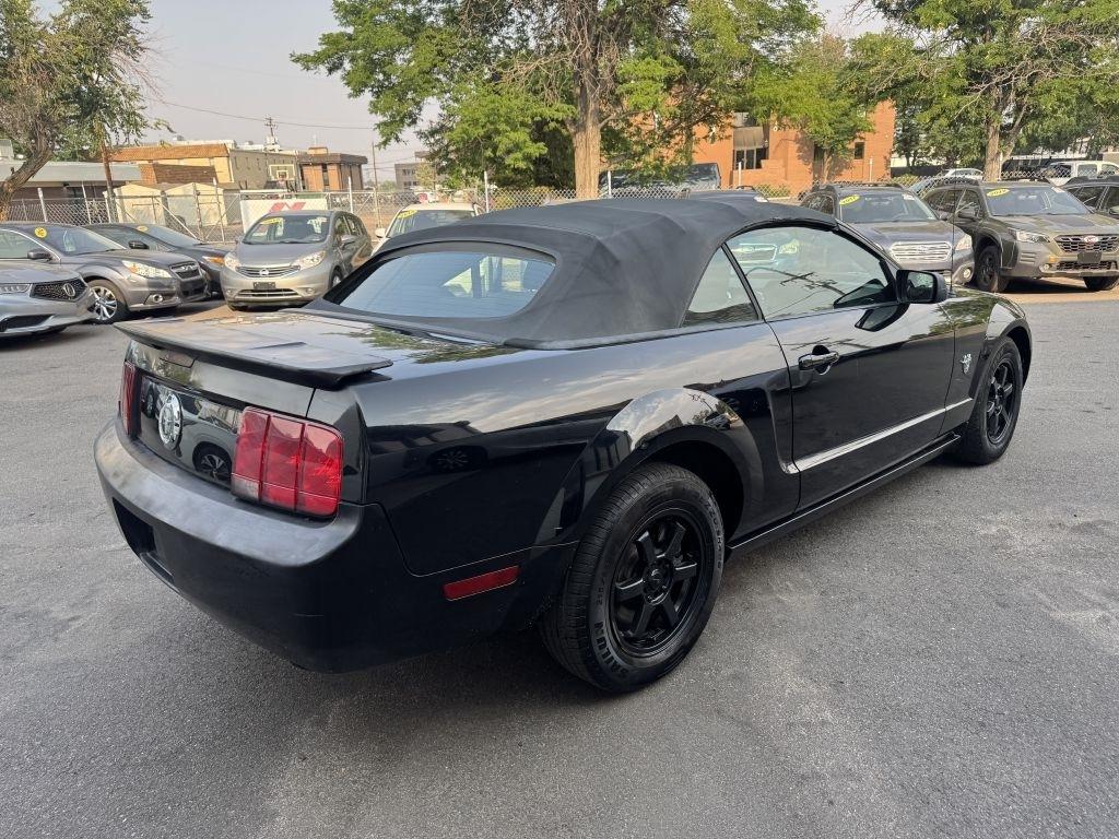 Ford Mustang V6 Convertible 2009