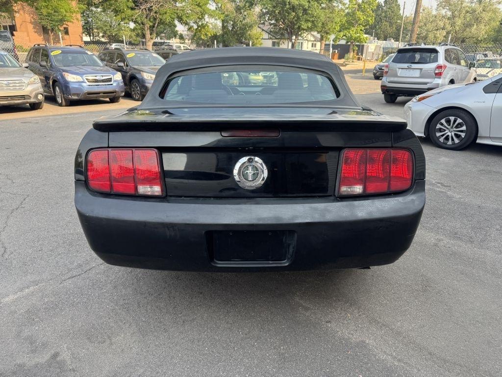 Ford Mustang V6 Convertible 2009