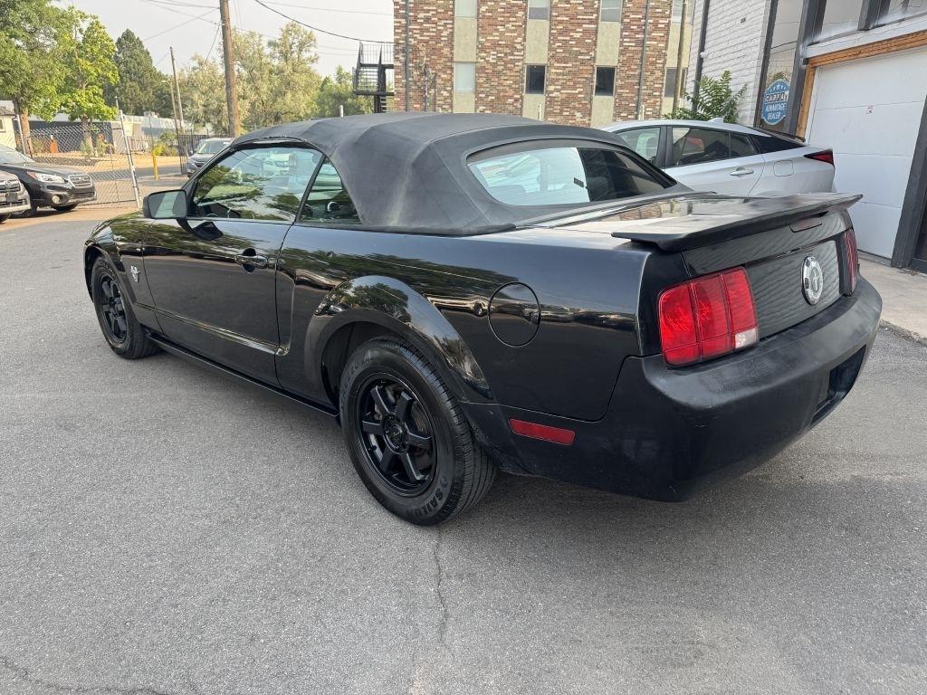 Ford Mustang V6 Convertible 2009