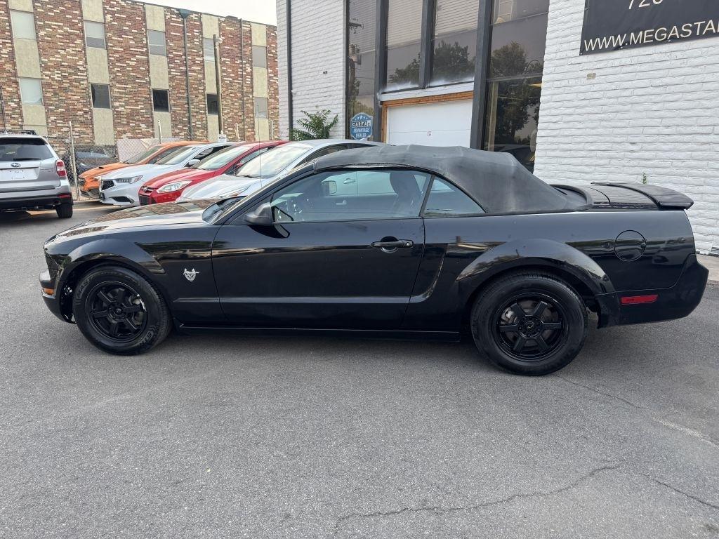 Ford Mustang V6 Convertible 2009