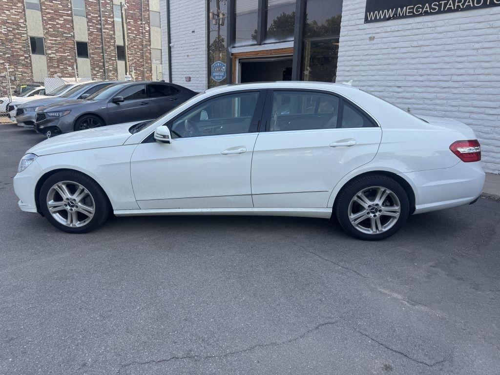 Mercedes-Benz E-Class E350 Sedan 4MATIC 2010