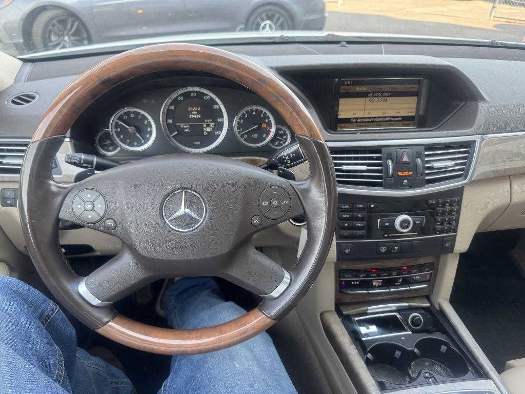 Mercedes-Benz E-Class E350 Sedan 4MATIC 2010