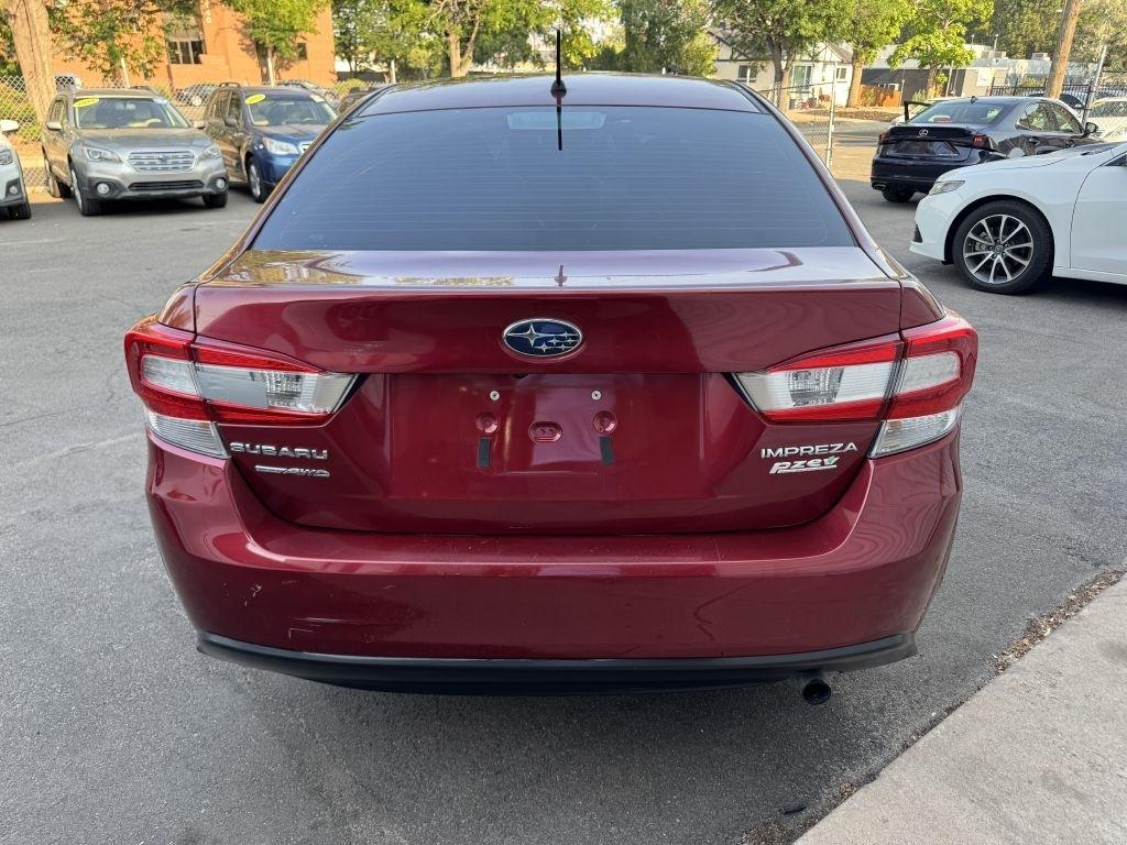 Subaru Impreza 2.0i 4-Door 2017