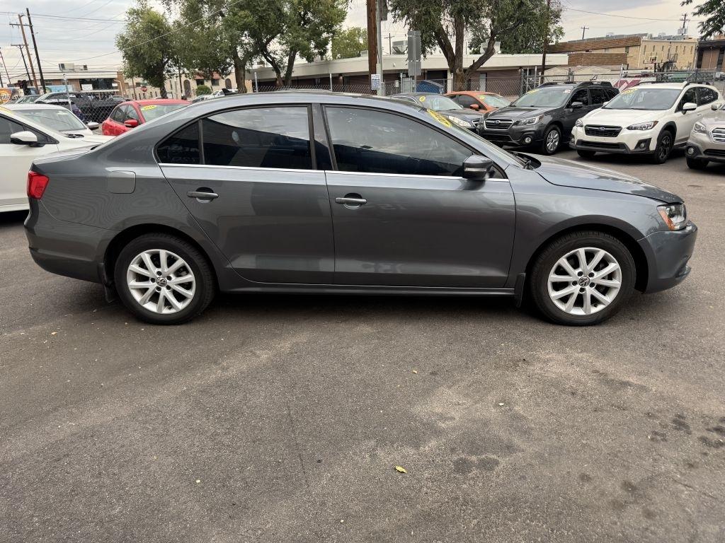 Volkswagen Jetta SE 2013