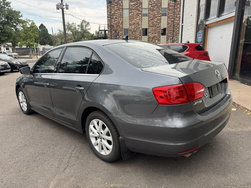 Volkswagen Jetta SE 2013