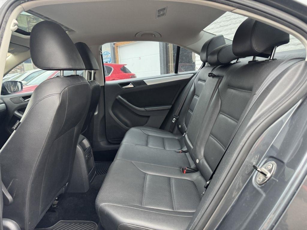 Volkswagen Jetta SE 2013