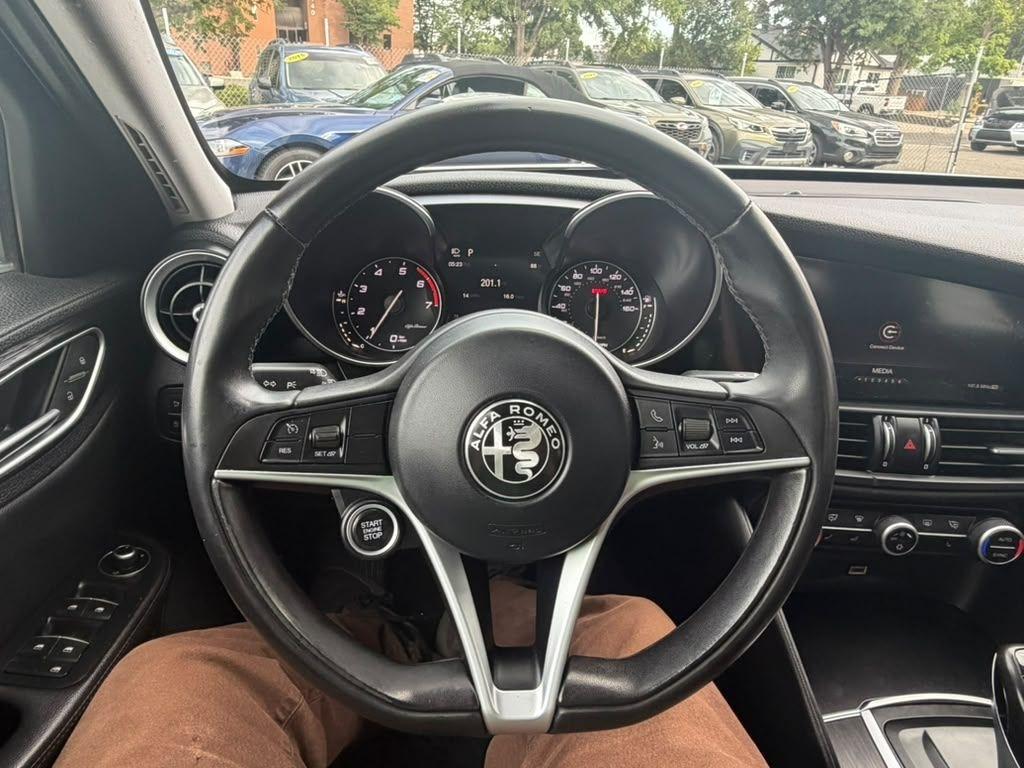 Alfa Romeo Giulia Base AWD 2017