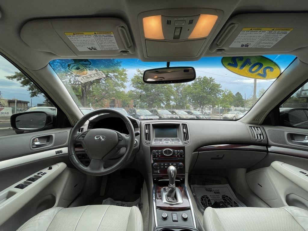 Infiniti G Sedan 37x AWD 2012