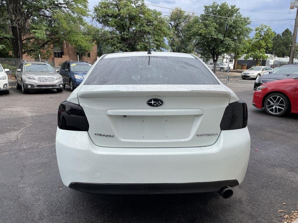 Subaru Impreza 2.0i Premium PZEV 4-Door 2015