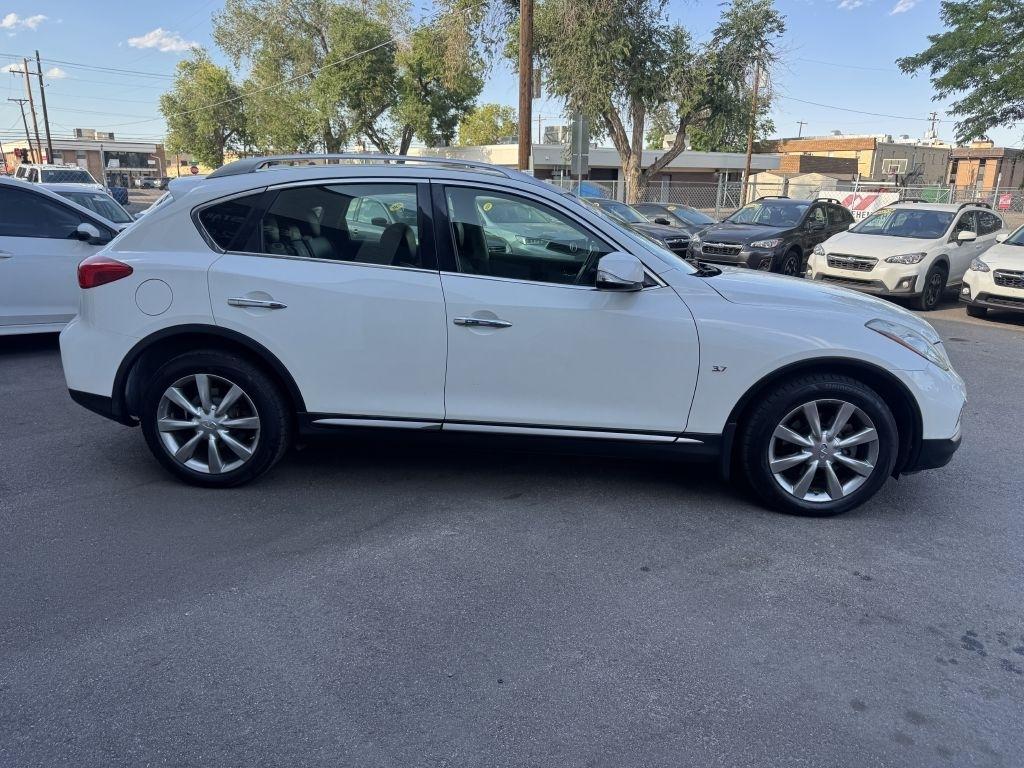 Infiniti QX50 Base AWD 2016