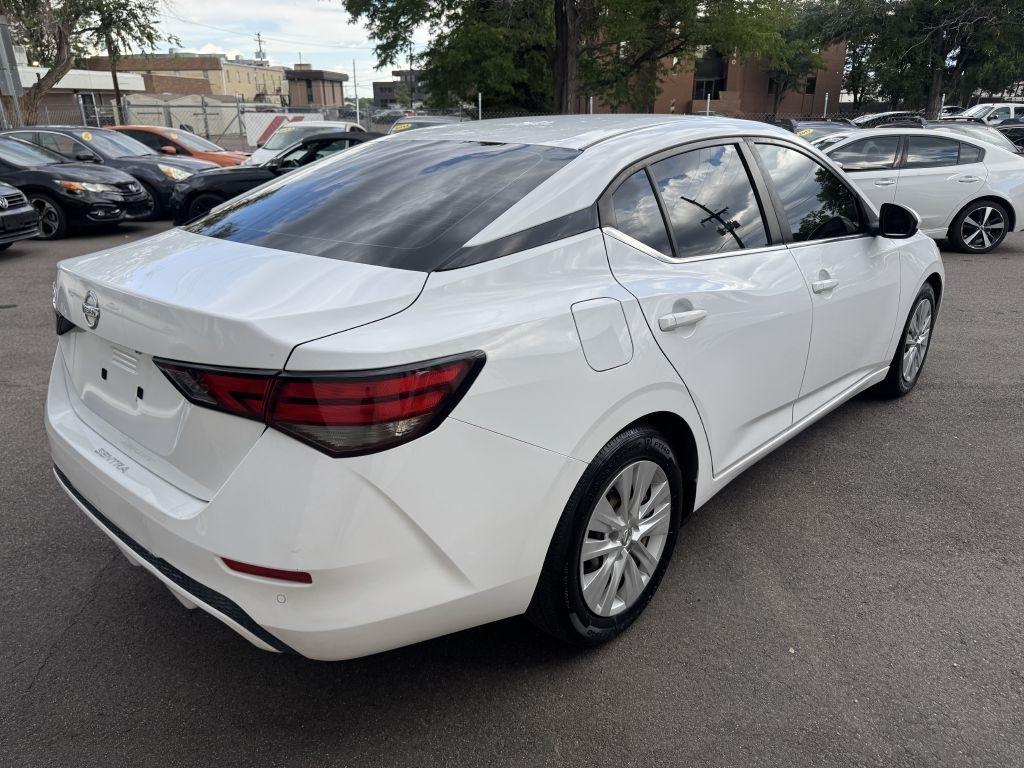 Nissan Sentra S 2021